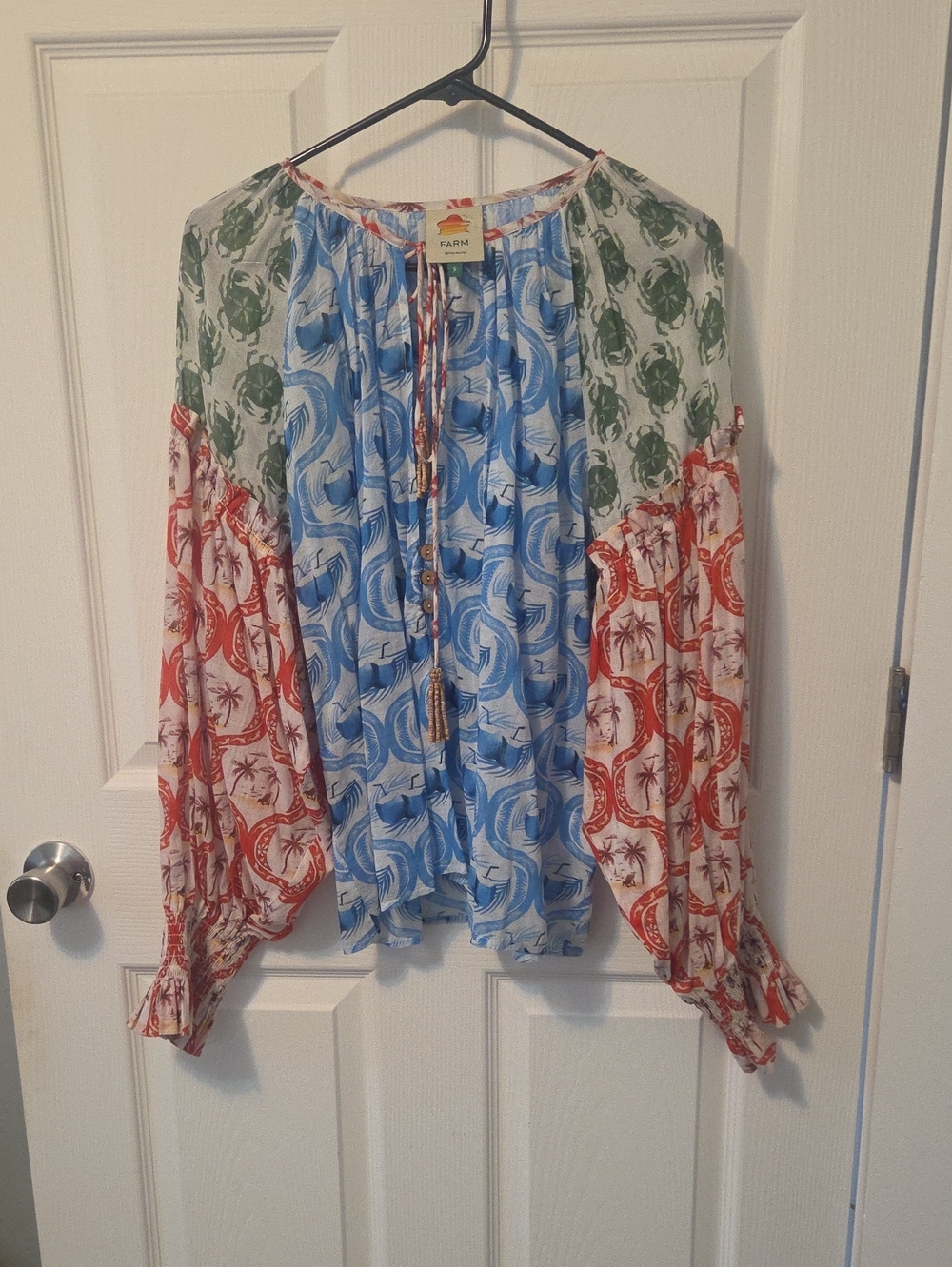FARM Rio Multicolor Printed Boho Peasant Blouse - Blue/Green/Red Size Sm. NWOT